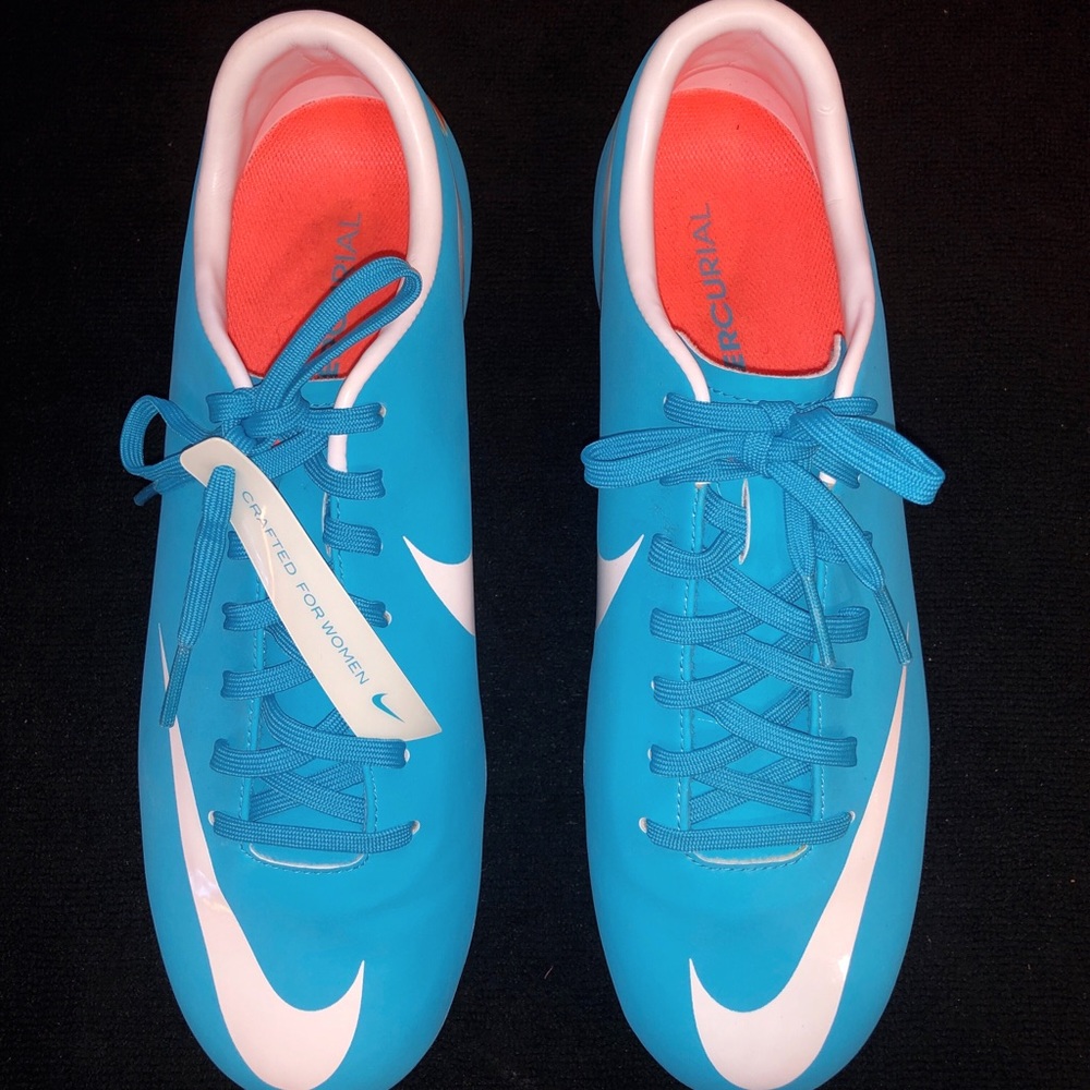 Nike Womens Mercurial Victory III FG Soccer Cleats
